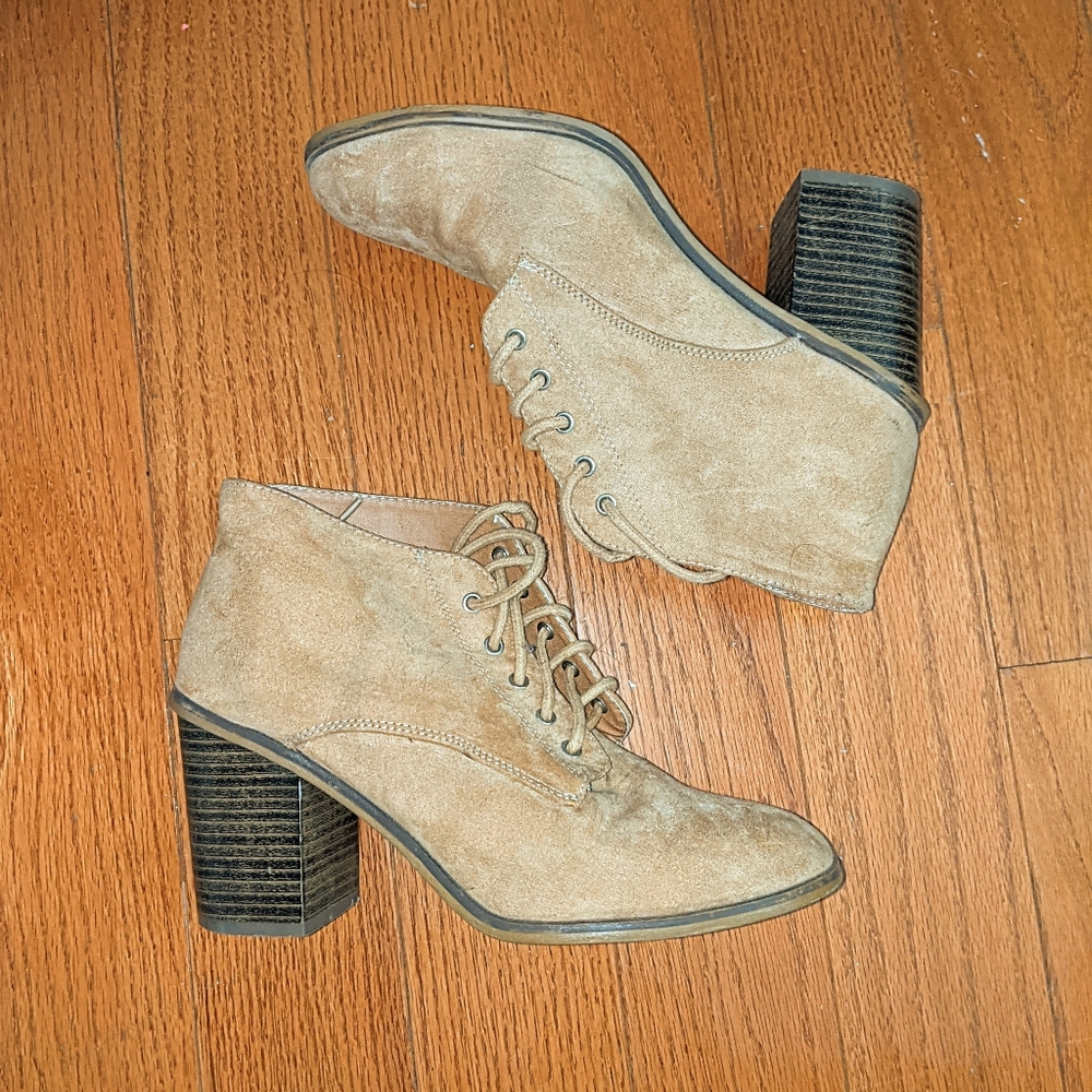 Qupid Booties